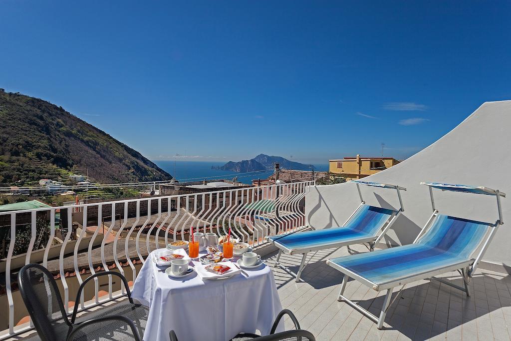 Hotel Caruso Massa Lubrense Zimmer foto